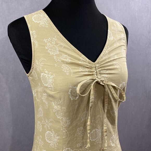 Handkerchief Midi Dress   - Picture 3 of 5